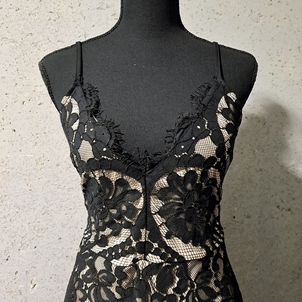 Sxz L Black Lace Dress by Eilly Bazar - Picture 7 of 9